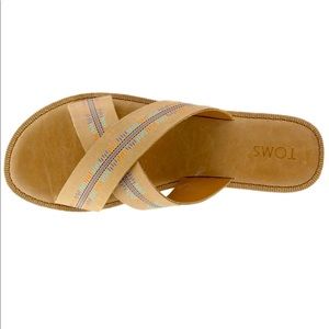 BNIB! Toms Viv Sandals, Honey Leather, Size 7